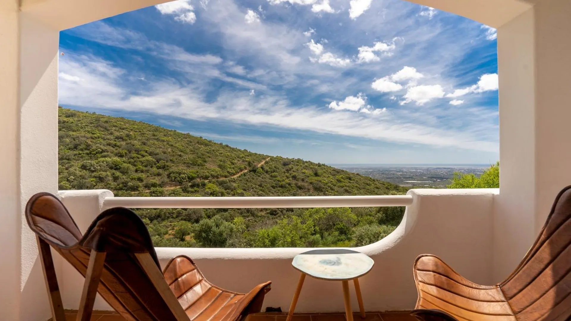 مونكاراباشو B&B Casa Do Cerro فندق مبيت وإفطار